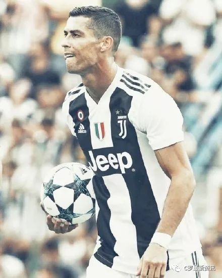 马特乌斯：我和马拉多纳就像梅西和C罗，但我们场外相处更多（马特乌斯：与马拉多纳是梅罗式对手，但场外互动更频繁）