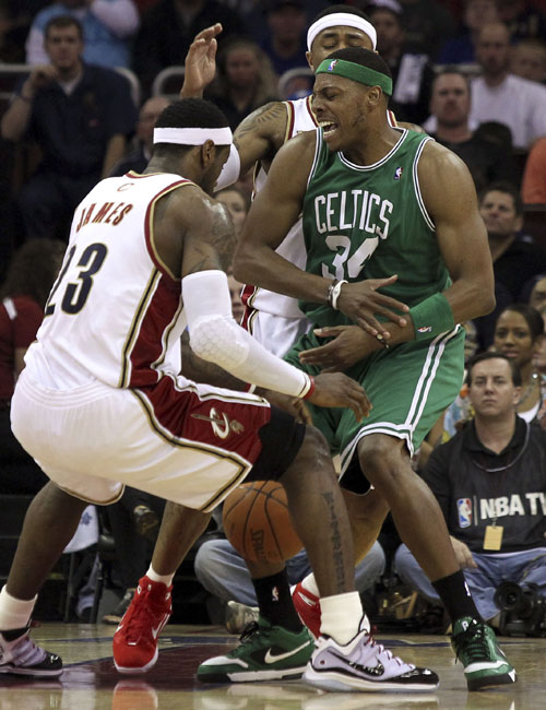 胜北京采访！邱彪直指锻炼价值达，鲍威尔赞高诗岩+喊话战旧主！（击败北京后专访：邱彪称锻炼目标已达成，鲍威尔力挺高诗岩并向旧主喊话）