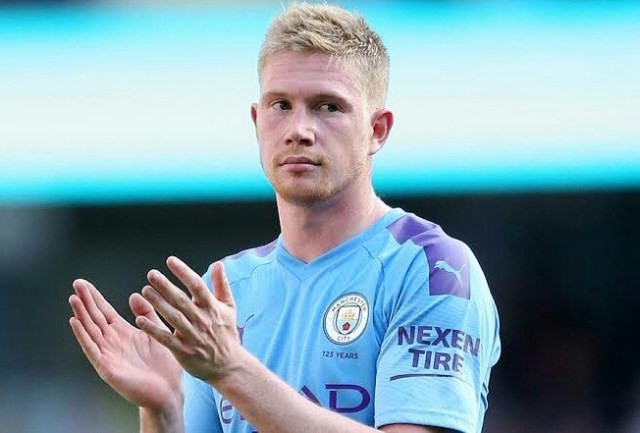 西蒙斯：很开心见到孙兴慜，他是热刺传奇&我很荣幸继承7号（西蒙斯：与孙兴慜相见很开心，他是热刺传奇，能接过7号我深感荣幸）