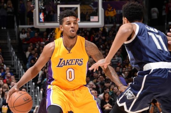 英超-两球落后顽强扳平！切尔西2-2客场战平纽卡斯尔联（英超：切尔西客场先丢两球后追平，2-2战平纽卡斯尔联）