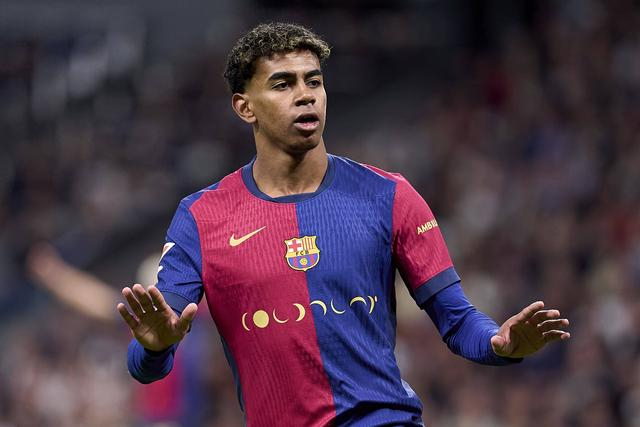 记者：汪士钦这张红牌就是多年来中国足球陋习的真实写照（记者：汪士钦这张红牌是中国足球多年陋习的缩影）