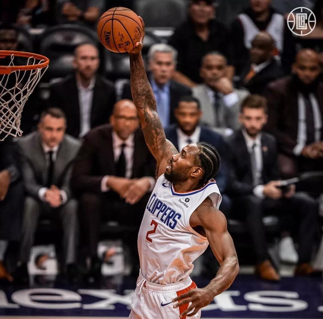 格罗索：停止与2006年国家队比较，年轻球员要重建意大利足球（格罗索：别再与2006冠军队相提并论，重振意大利足球靠新生代）