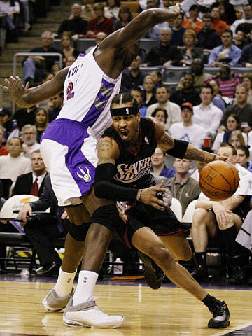 新疆vs福建前瞻：两队皆经历核心离队，急待新核挺身而出（新疆VS福建前瞻：核心相继离队，新领袖亟待上位）