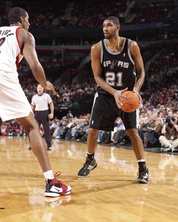 这次能否破门？巴黎近4次欧冠对拜仁有40脚射门，但一球未进（能否打破进球荒？巴黎近4次欧冠对拜仁40脚射门仍颗粒无收）