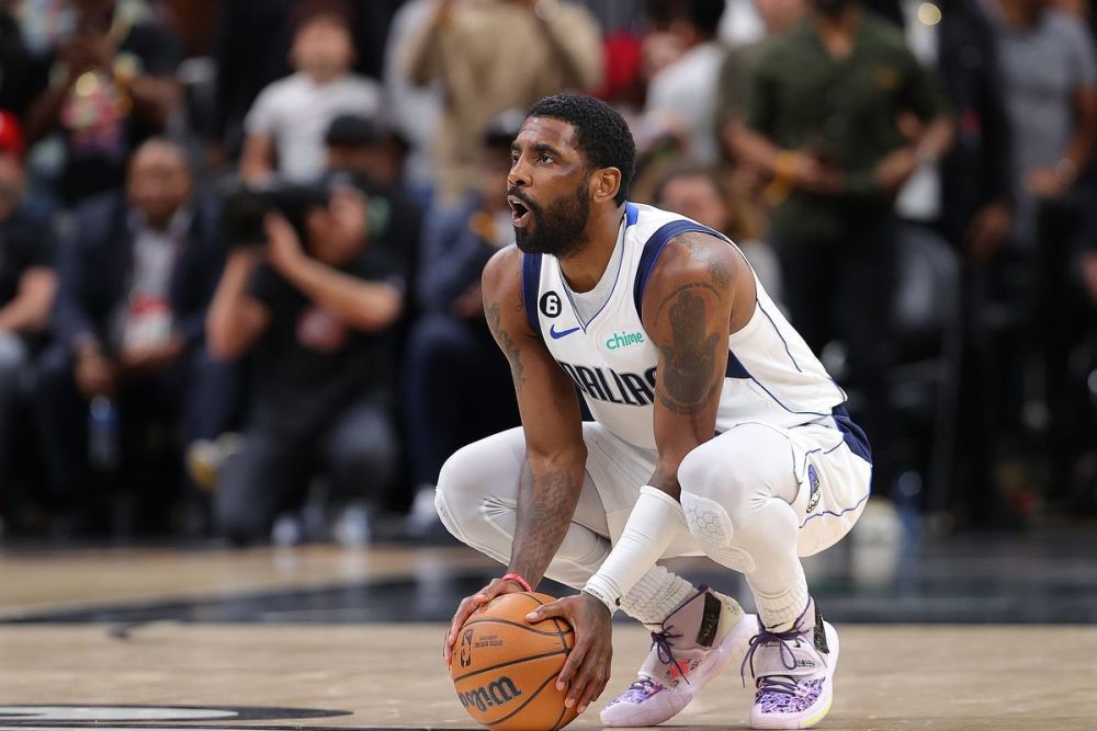 足球战术板：四种常见变化（足球战术板：四大常见变式）