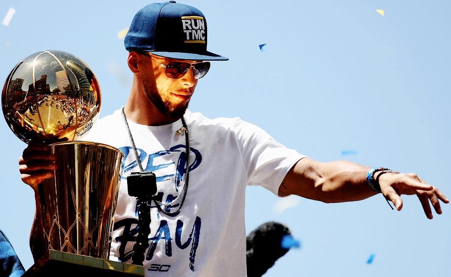 伊万：为自己所做的一切感到自豪，在足球领域留下了重要印记（伊万：我为自己的付出自豪，已在足坛留下深刻印记）